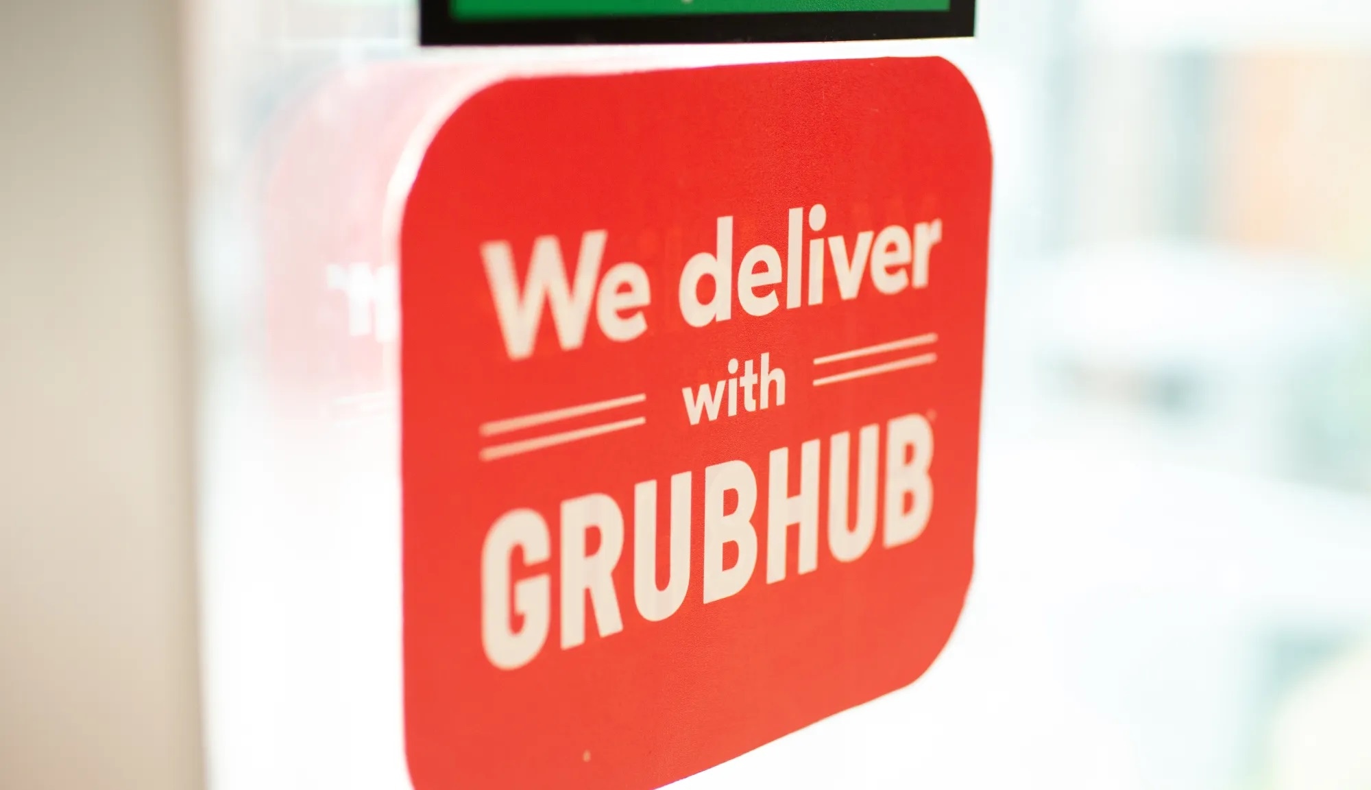 Grubhub announced the layoff of 400 corporate employees GossiBOX