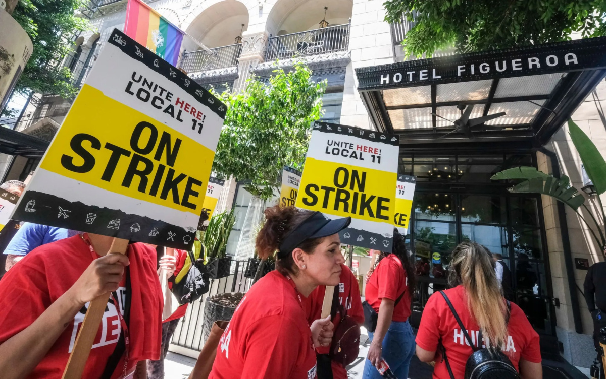 Southern California hotel workers return to work after three day strike