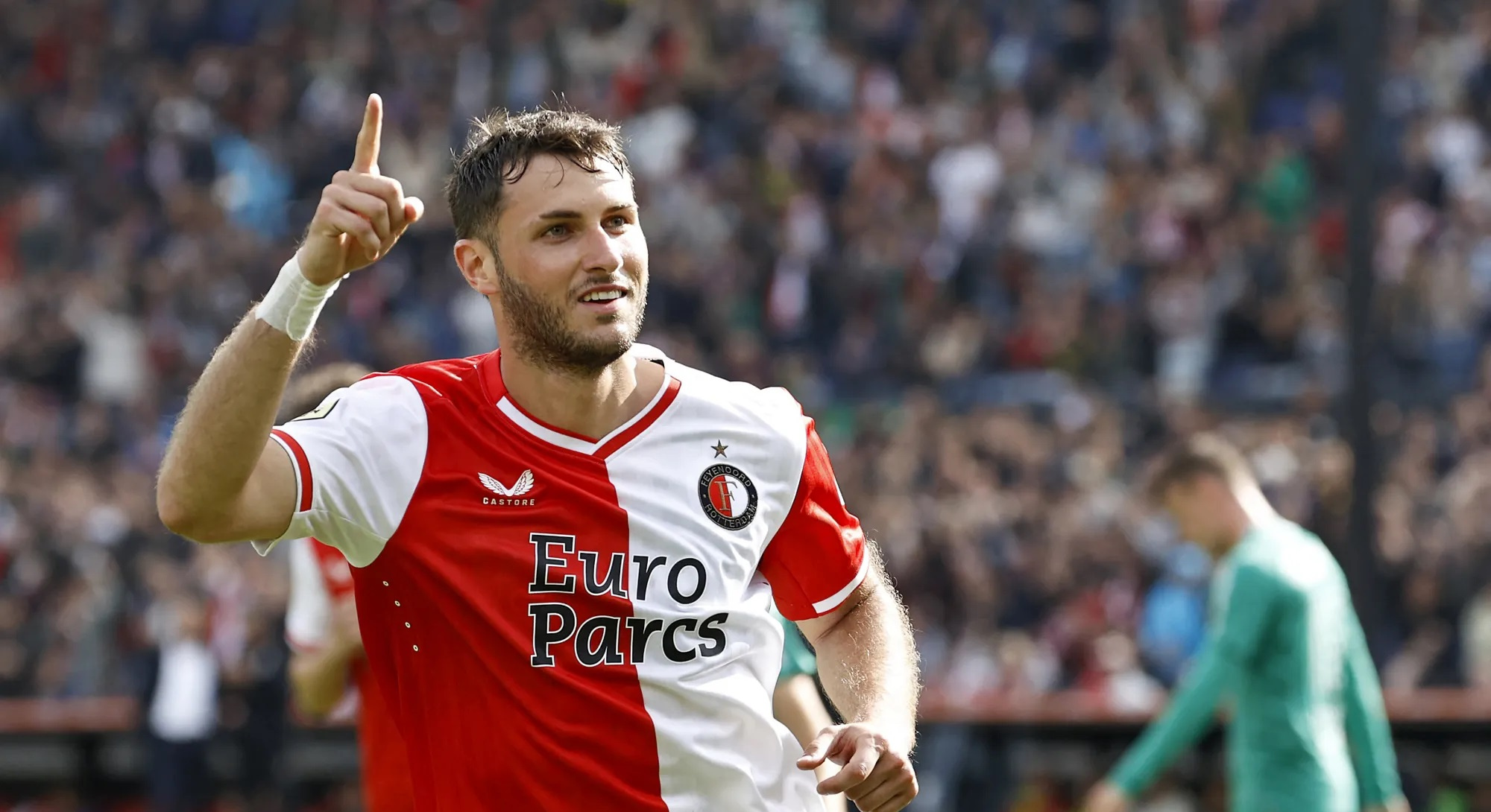 Santiago Gimenez scores a brace in Feyenoord first Eredivisie win - Gossibox.com