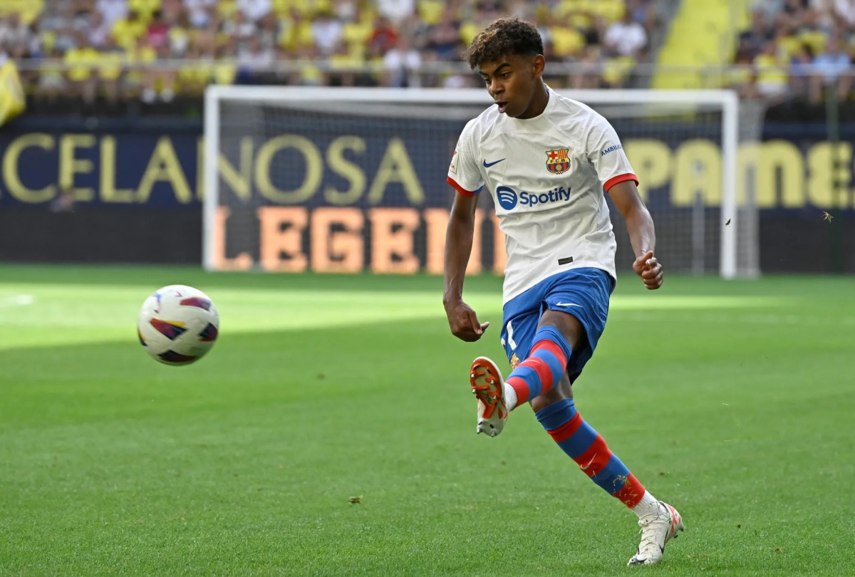 What is the value of Lamine Yamal the new jewel of FC Barcelona - Gossibox.com