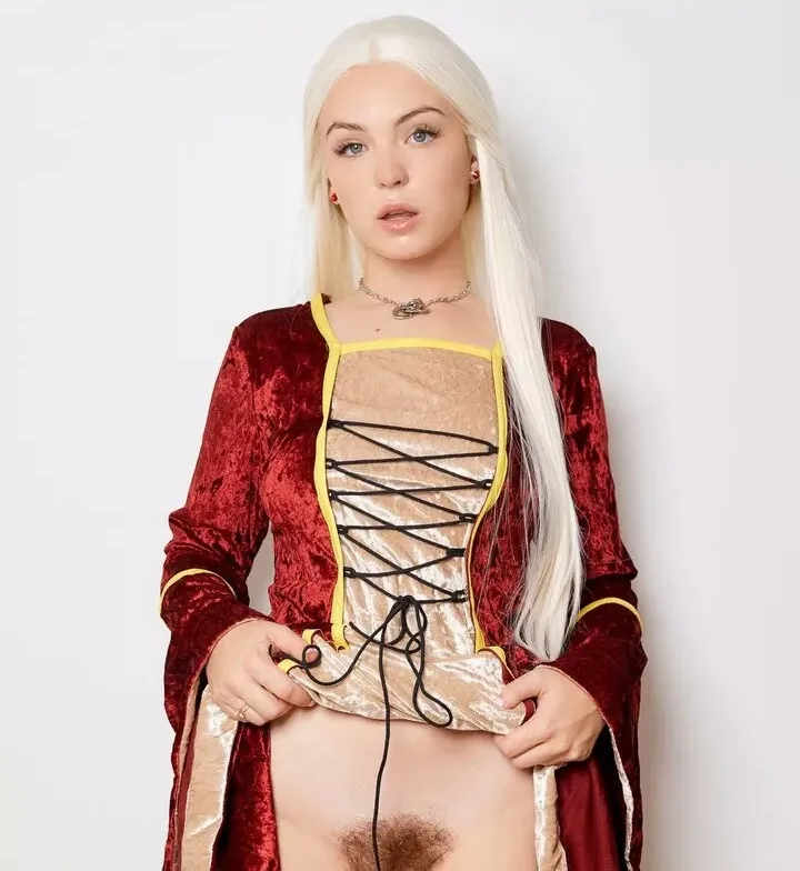 Lilly Bell