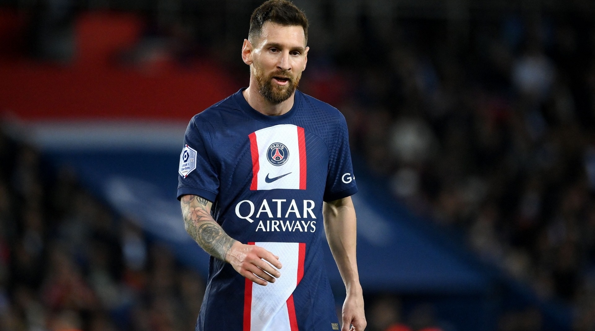 Lionel Messi and PSG how much money do they offer La Pulga to stay in the Parisian team