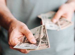 More US banks are tightening their lending standards, according to a new Fed report