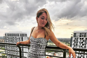 Sherlyn in Miami that showed off her figure with a minidress.