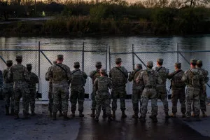 Texas defies federal demand that it abandon Eagle Pass border area
